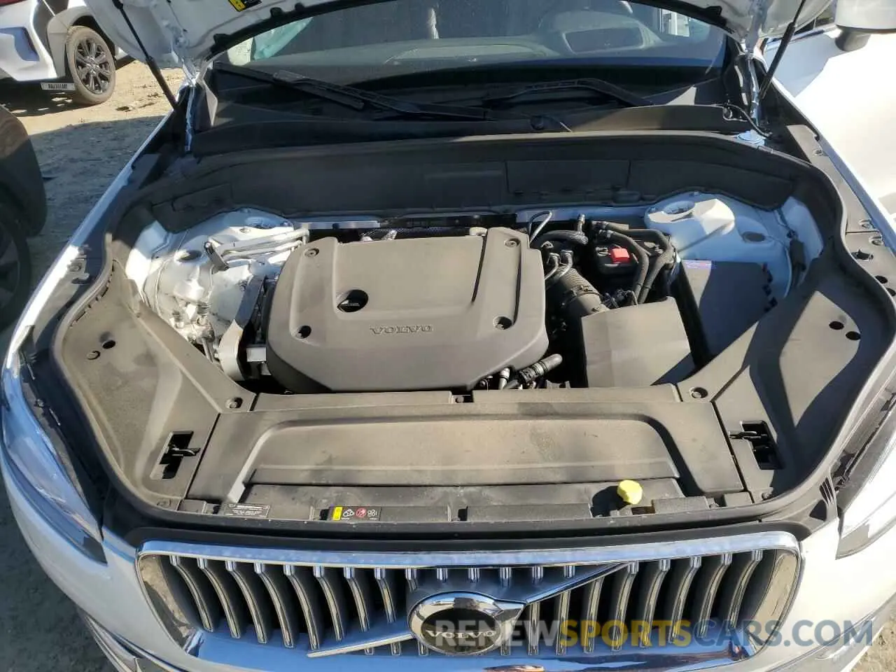 13 fotografías del automóvil dañado YV4062JF8R1178885 VOLVO XC90 ULTIM 2024