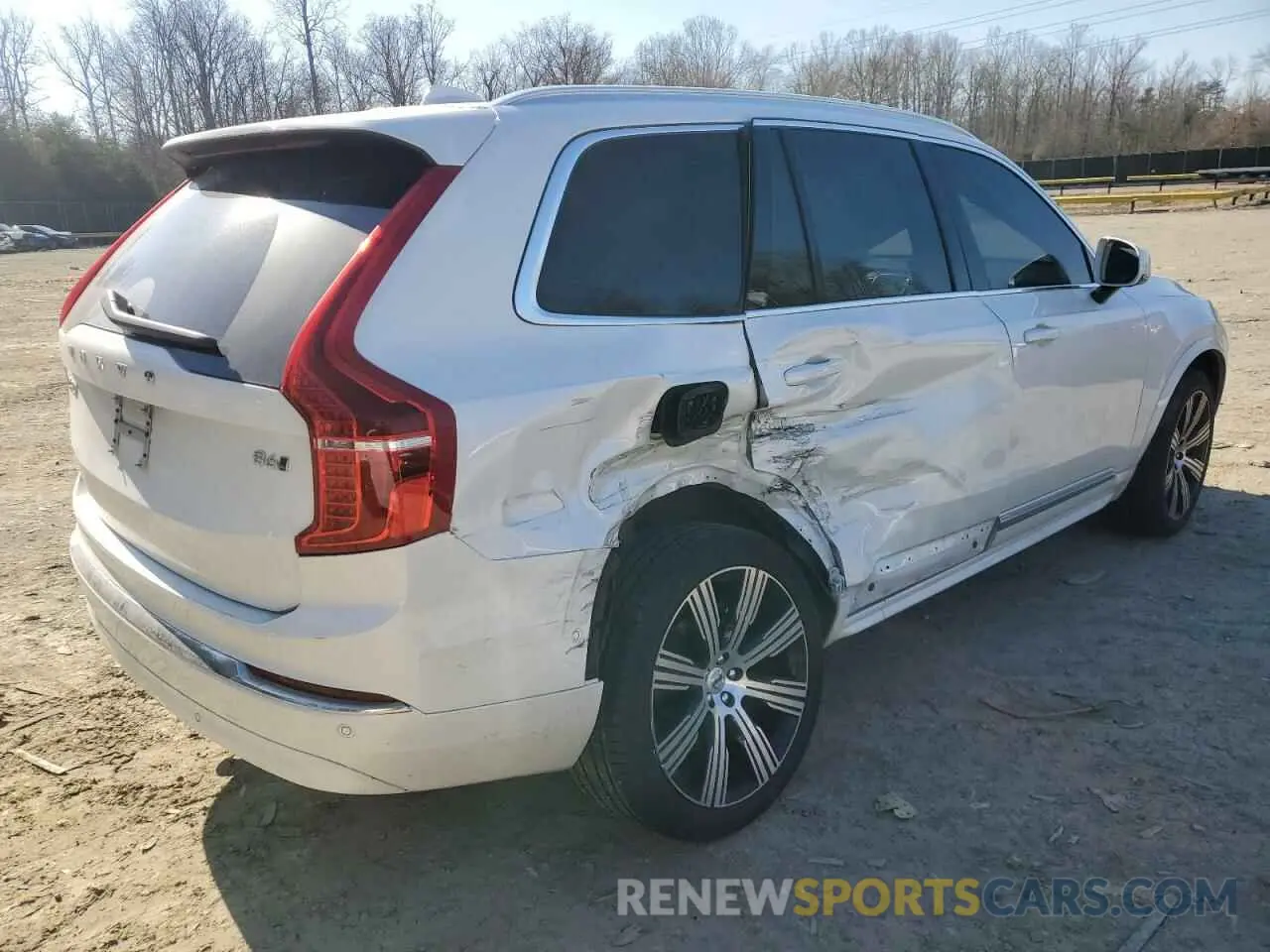 3 fotografías del automóvil dañado YV4062JF8R1178885 VOLVO XC90 ULTIM 2024