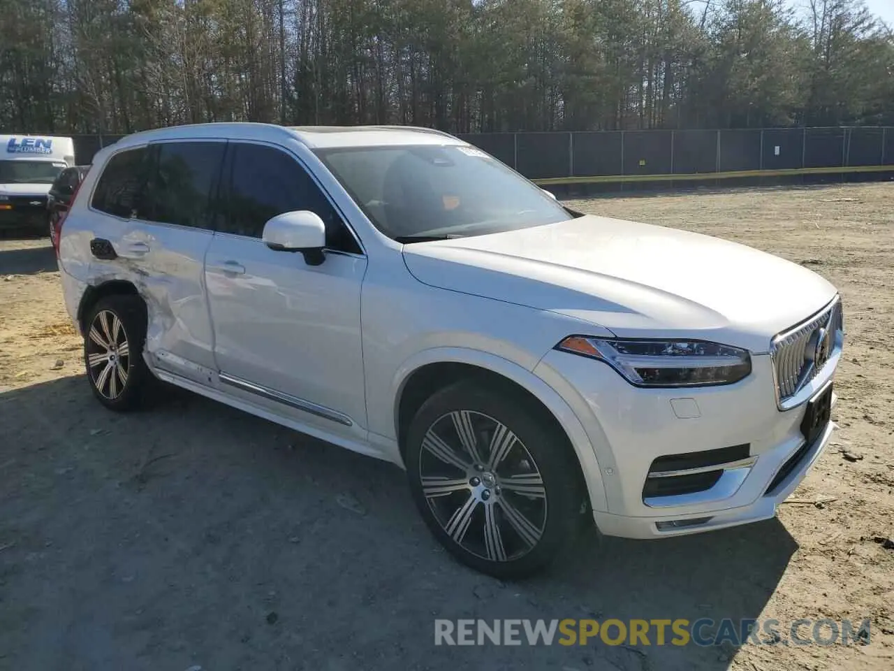 4 fotografías del automóvil dañado YV4062JF8R1178885 VOLVO XC90 ULTIM 2024