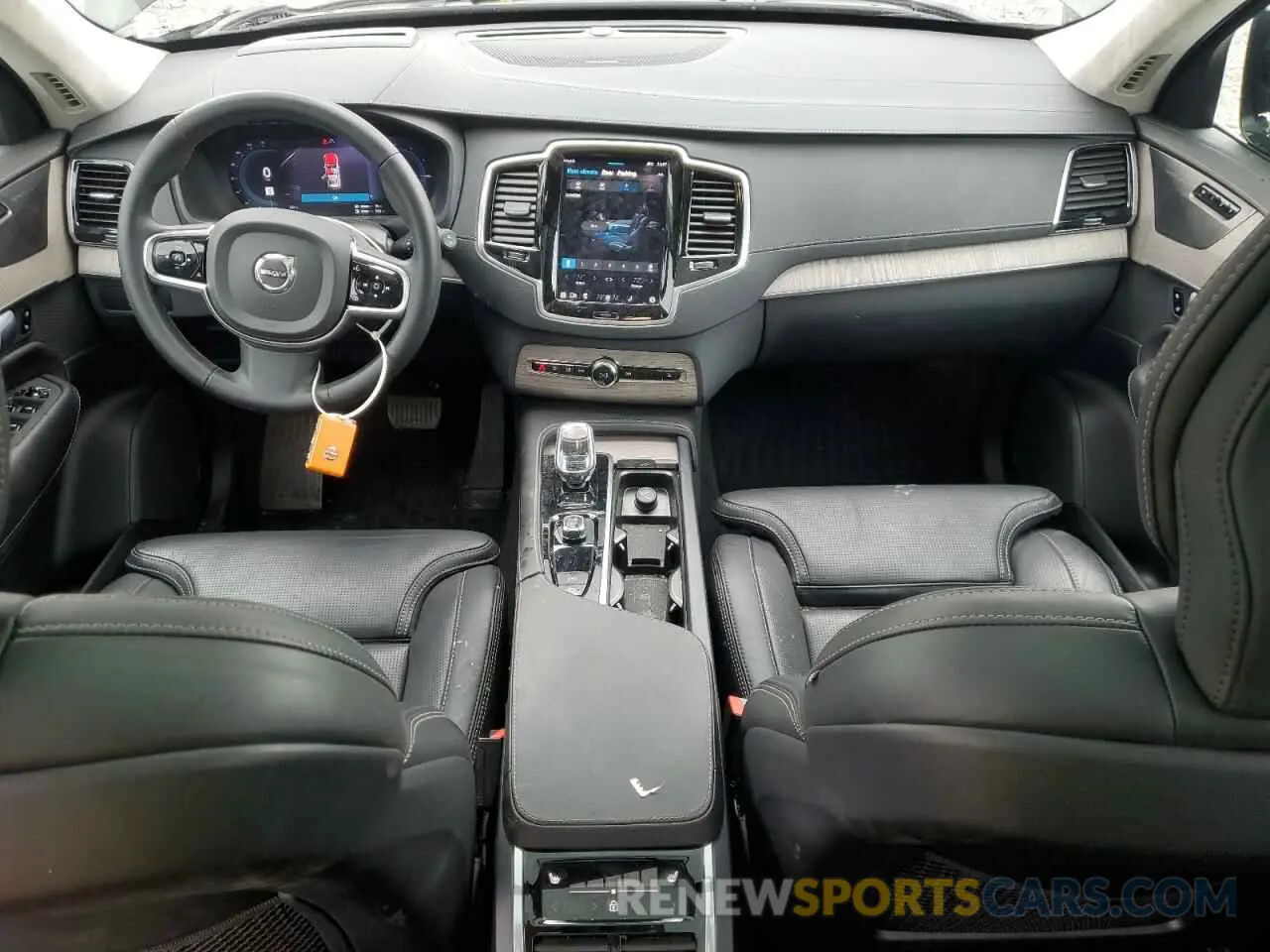 8 fotografías del automóvil dañado YV4H60CF3R1149525 VOLVO XC90 ULTIM 2024