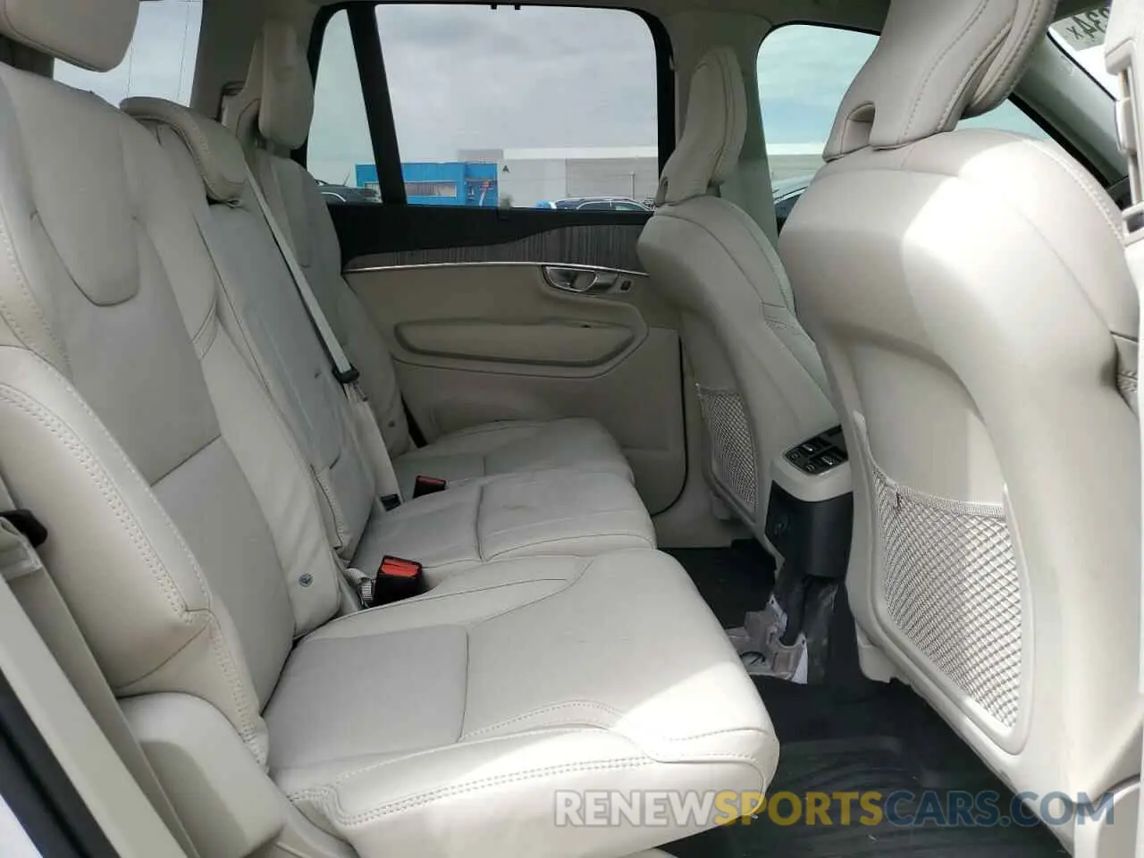 10 fotografías del automóvil dañado YV4H60CF3R1177065 VOLVO XC90 ULTIM 2024