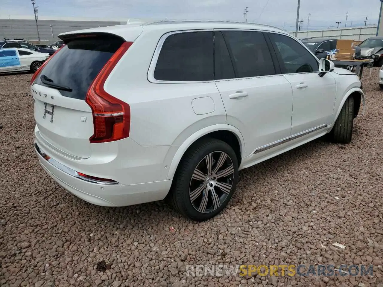 3 fotografías del automóvil dañado YV4H60CF3R1177065 VOLVO XC90 ULTIM 2024