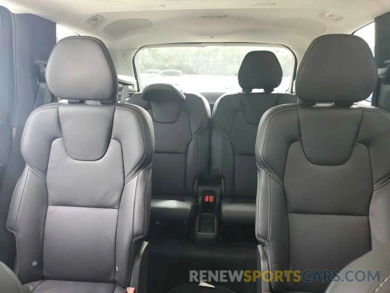 10 fotografías del automóvil dañado YV4H60LF7R1224484 VOLVO XC90 ULTIM 2024