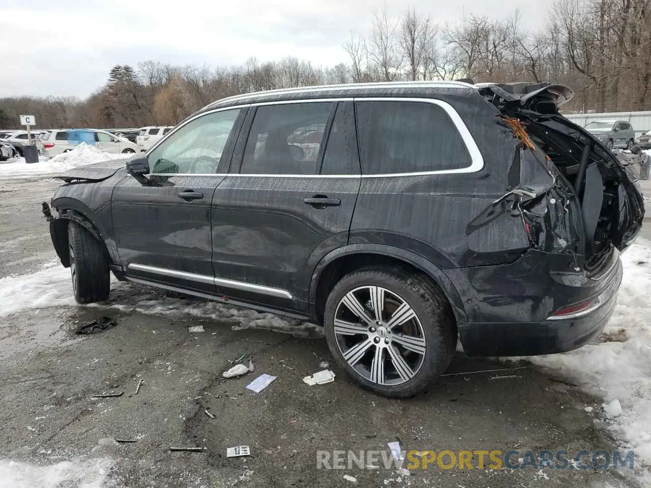 2 fotografías del automóvil dañado YV4062JF9S1345566 VOLVO XC90 ULTRA 2025
