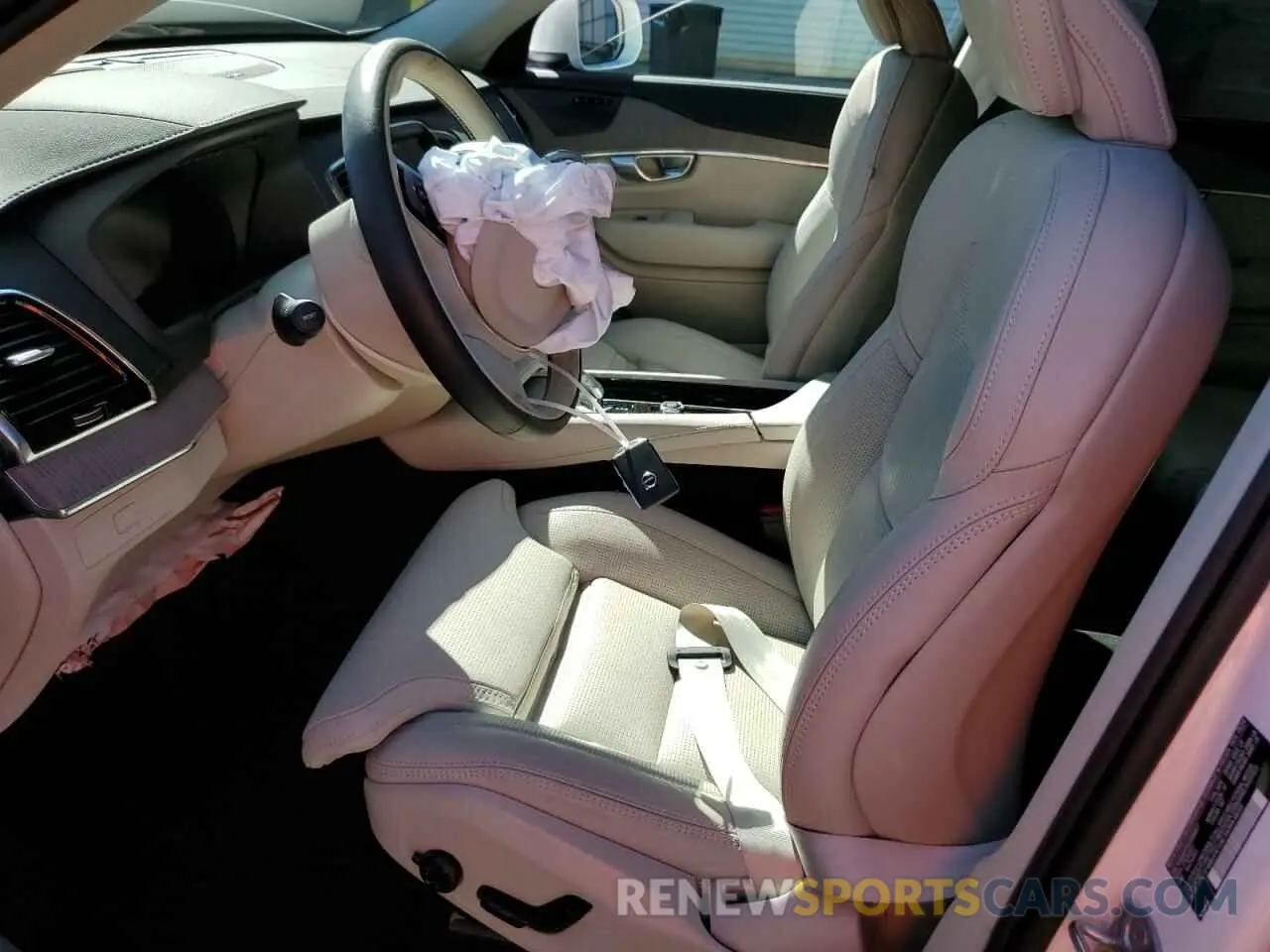 7 fotografías del automóvil dañado YV4062PF0S1296877 VOLVO XC90 ULTRA 2025