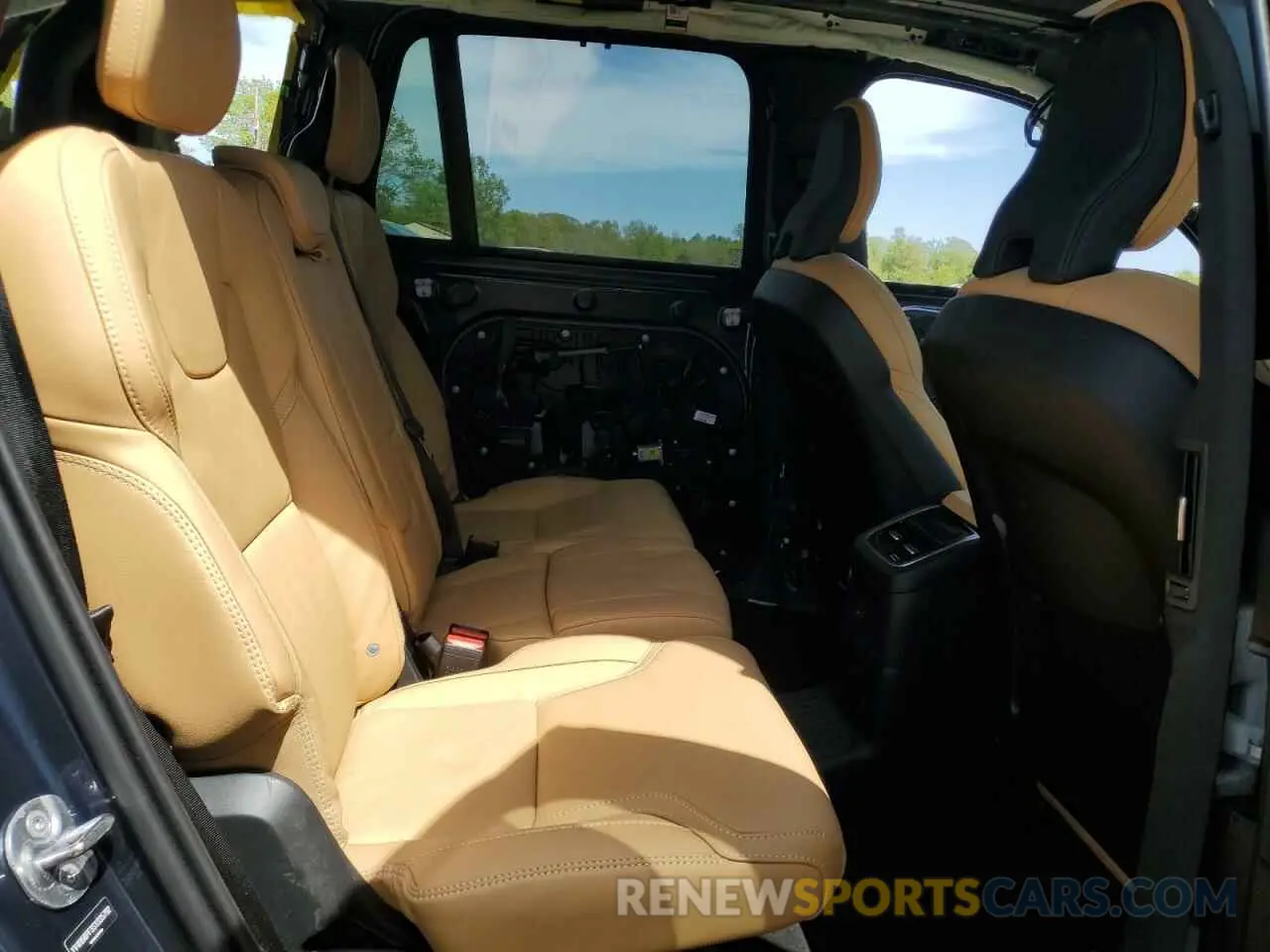 11 fotografías del automóvil dañado YV4H60PF3S1335792 VOLVO XC90 ULTRA 2025