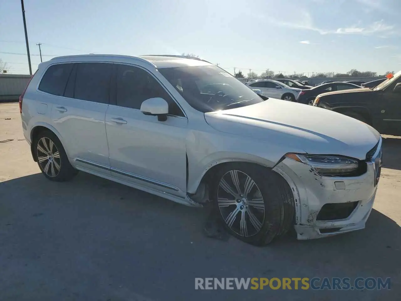 4 fotografías del automóvil dañado YV4H60PF6S1297524 VOLVO XC90 ULTRA 2025