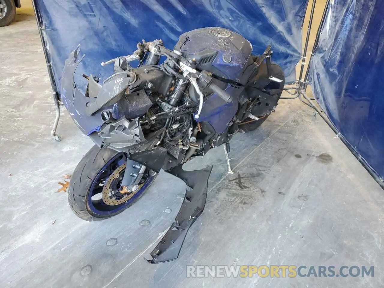 2 fotografías del automóvil dañado JYARN66E2PA003299 YAMAHA YZF1000 2023
