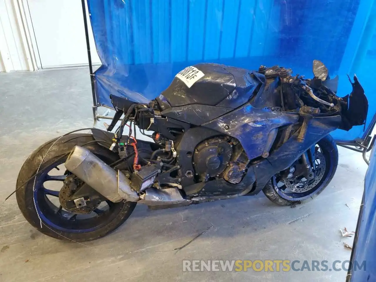 9 fotografías del automóvil dañado JYARN66E2PA003299 YAMAHA YZF1000 2023